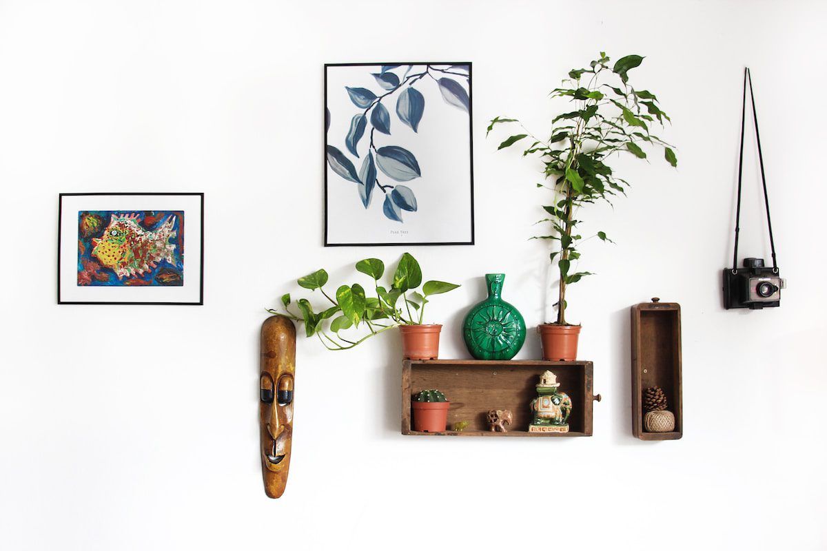 assorted wall decors - Artisanal Home Decor